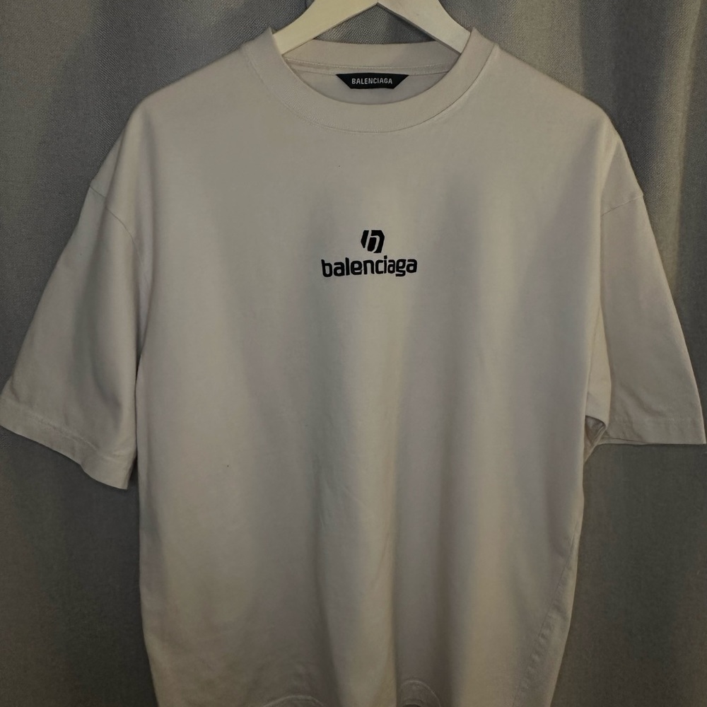 BALENCIAGA T SHIRT